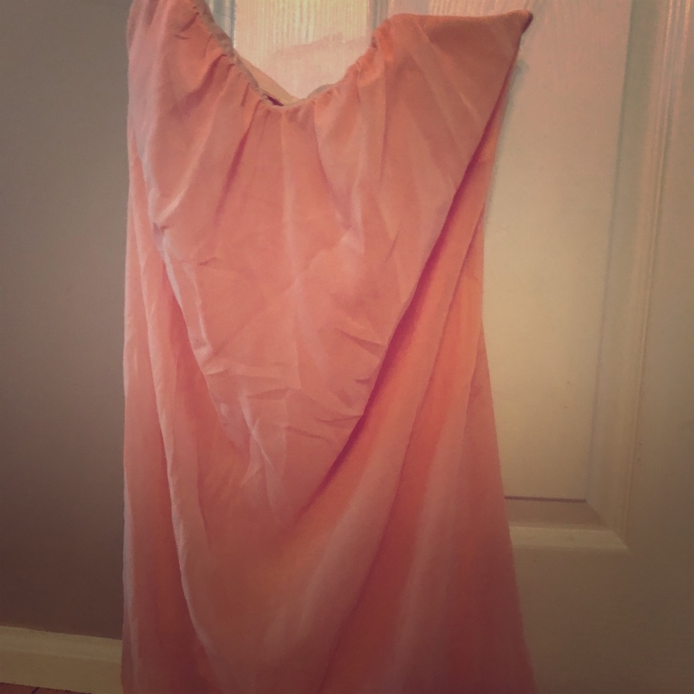 Pink strapless dress!